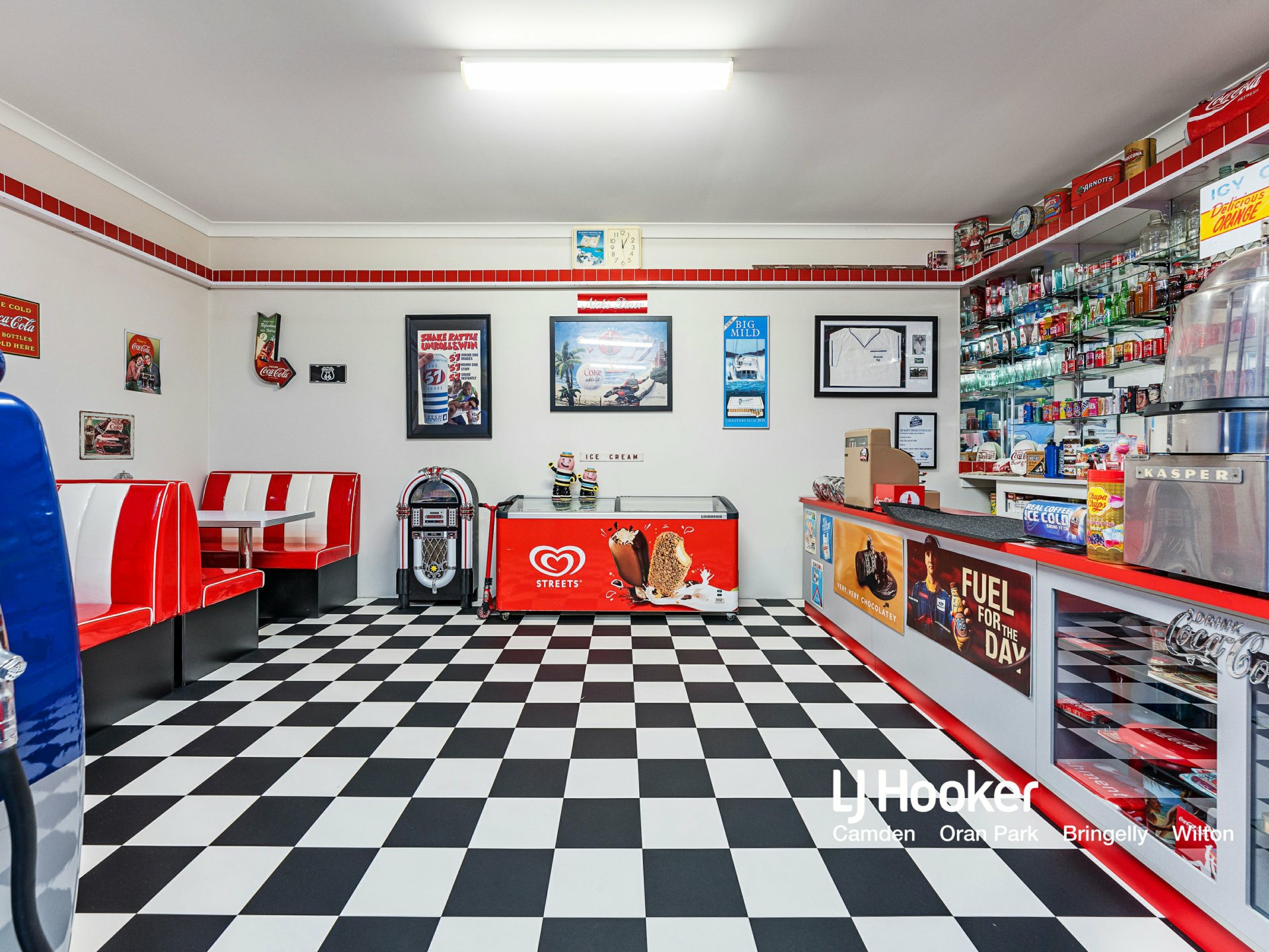 34 Cubitt Drive, DENHAM COURT