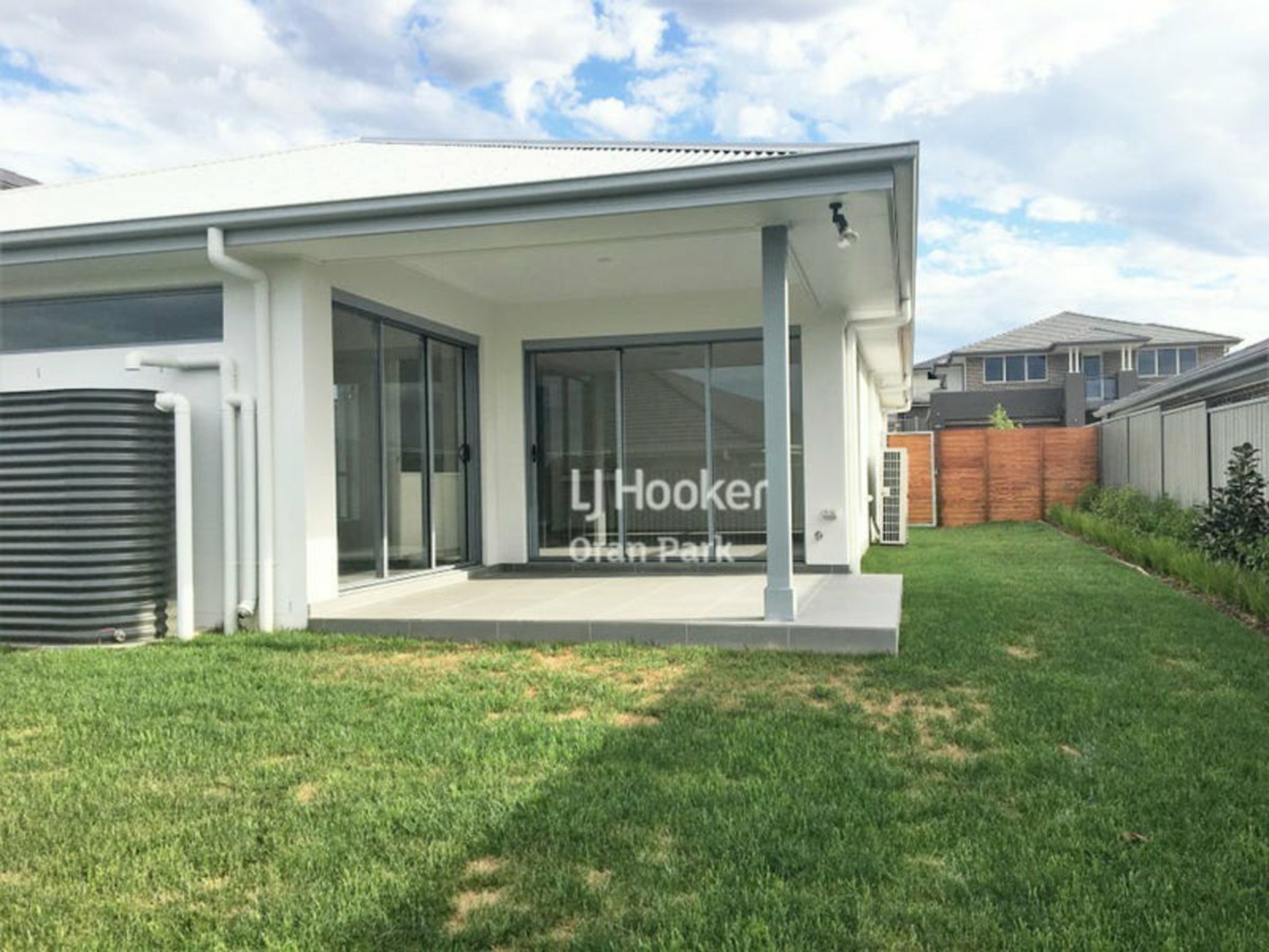4 Sowerby Street, ORAN PARK