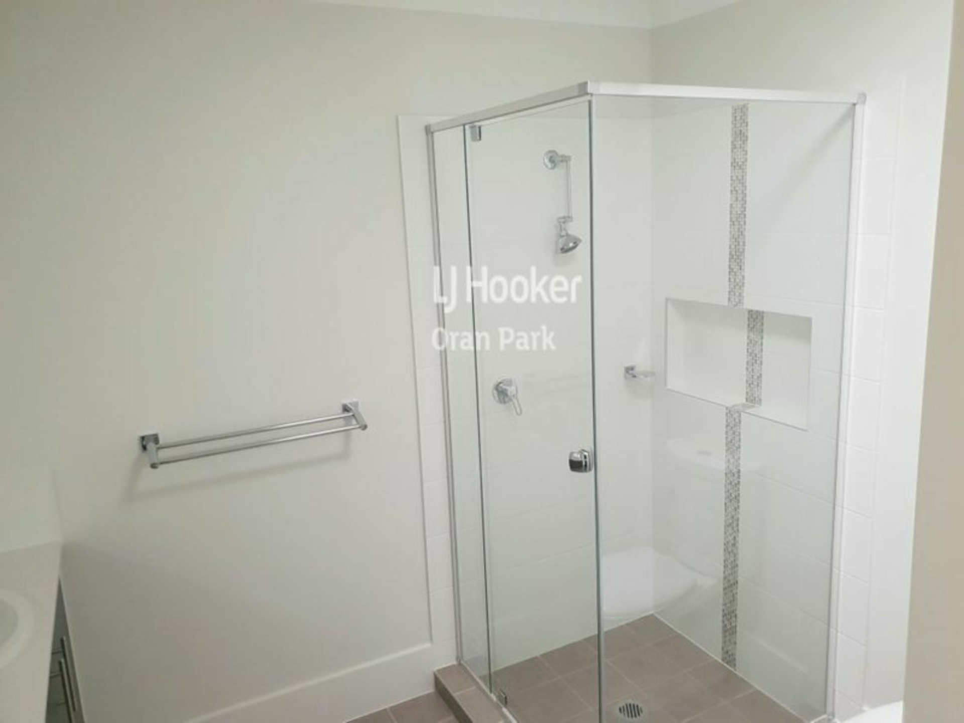 69 Central Avenue, ORAN PARK