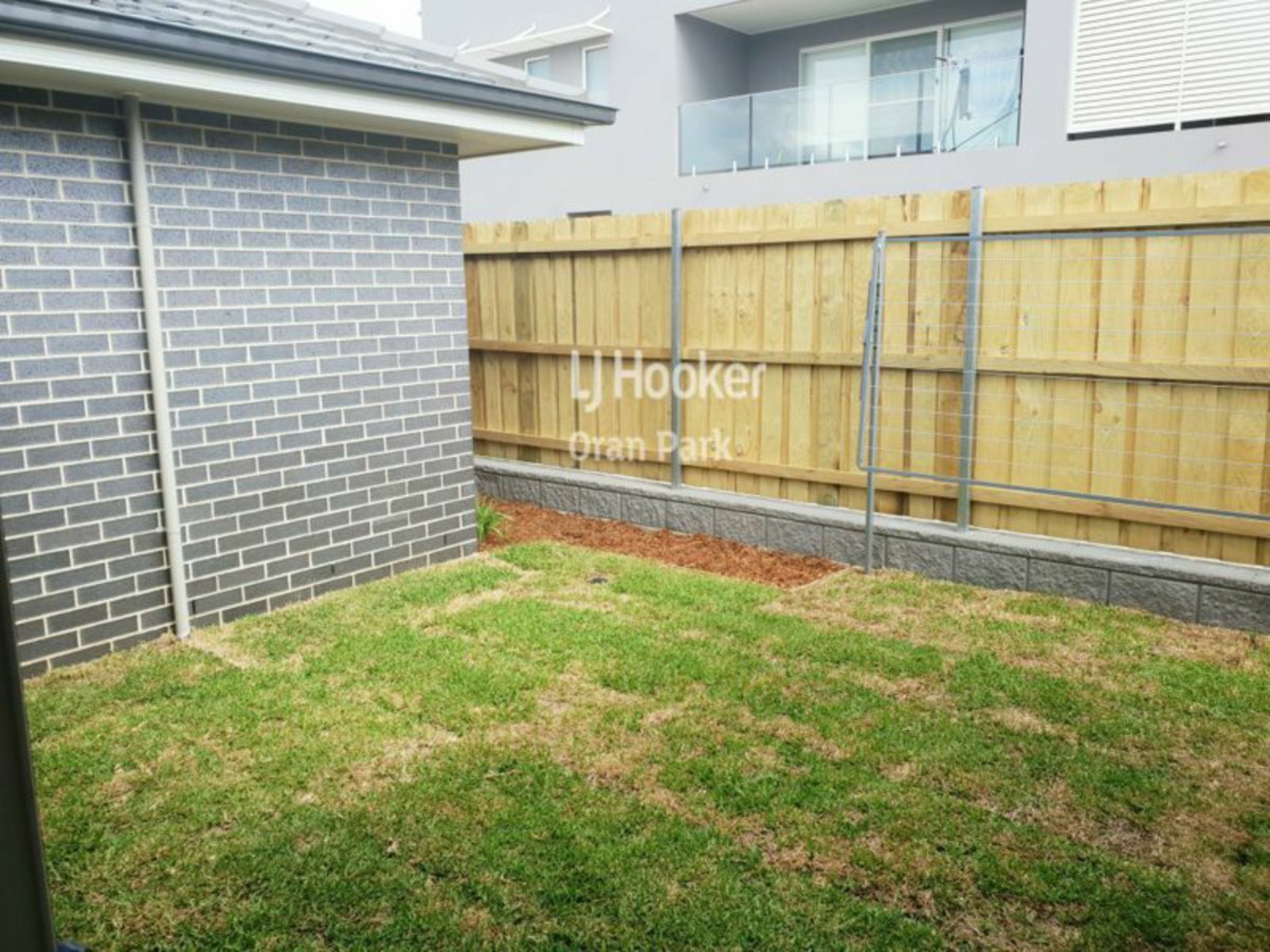 69 Central Avenue, ORAN PARK