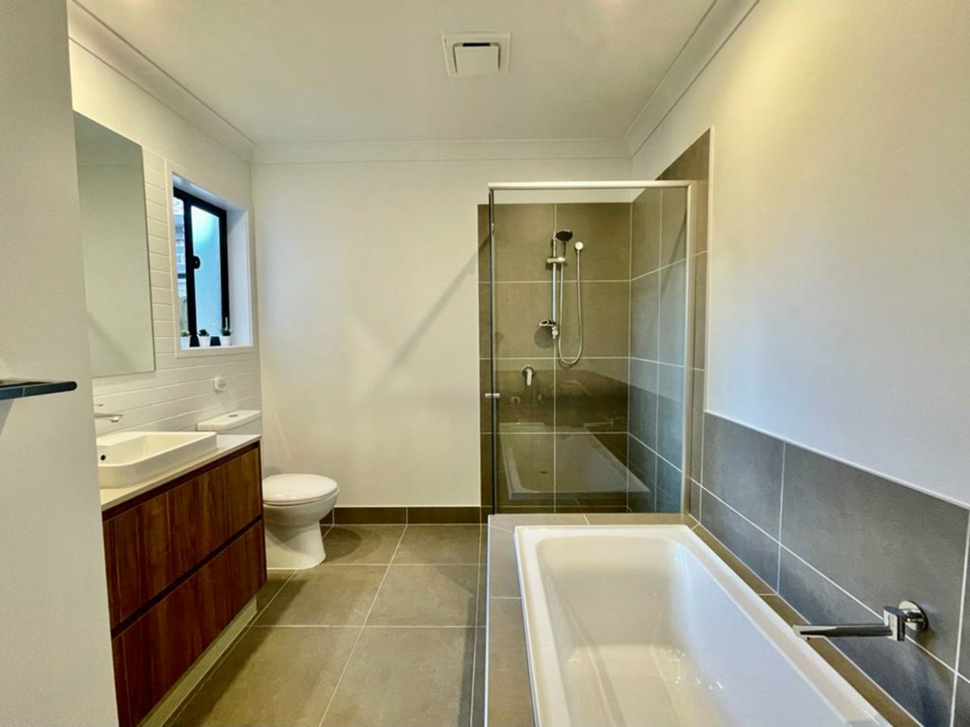 6 Hedge Street, ORAN PARK