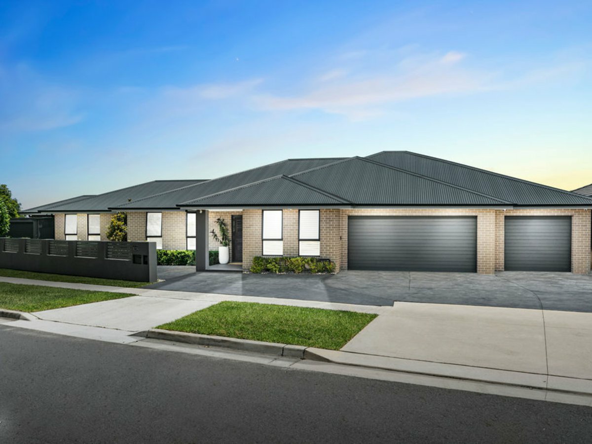 44A - 44B Austen Boulevard, SPRING FARM
