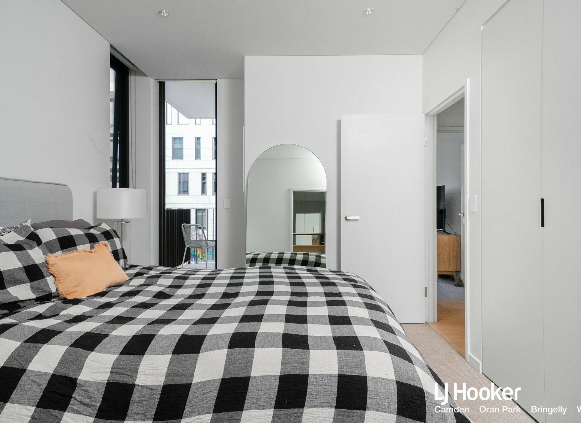 Apartment 207/2 Fordham Way, ORAN PARK