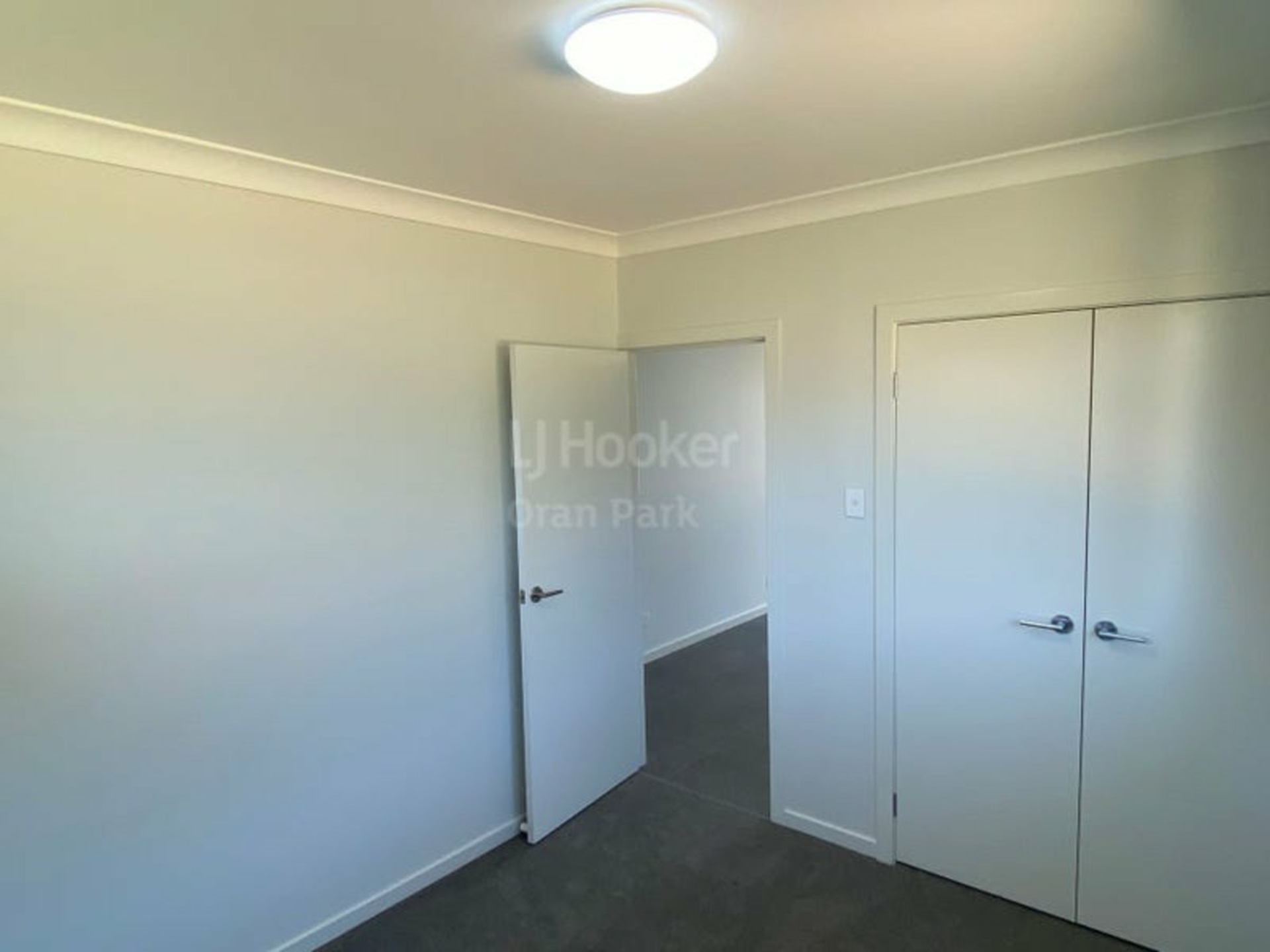 17B Fleece Loop, ORAN PARK