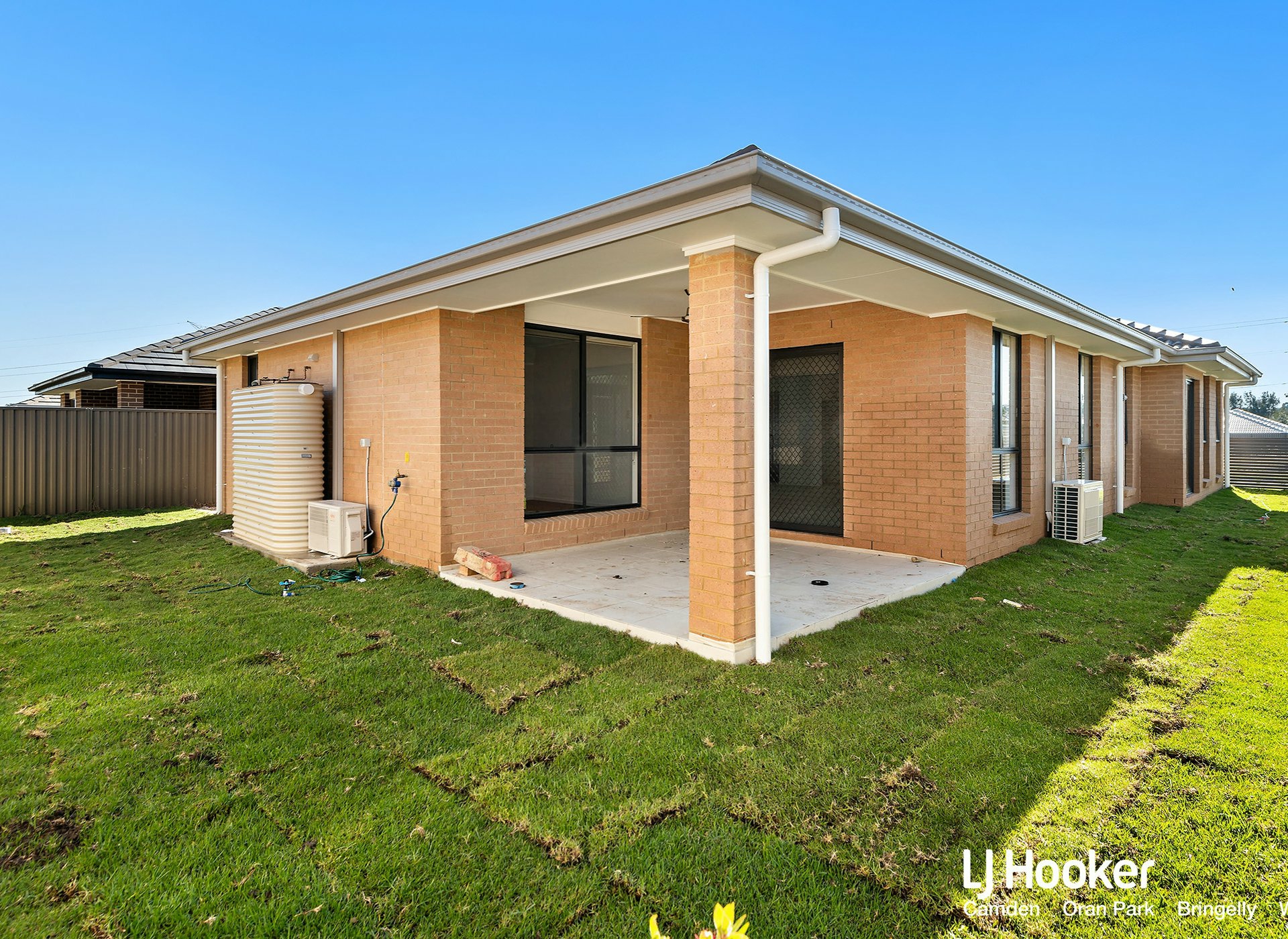1 Willunga Street, GLEDSWOOD HILLS