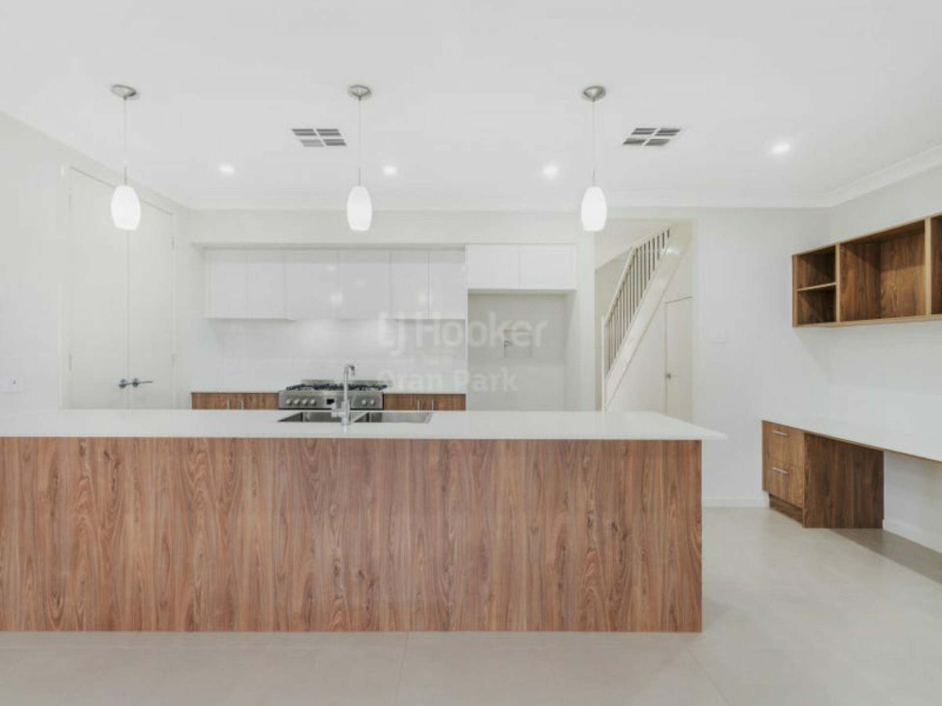 26 Podium Way, ORAN PARK