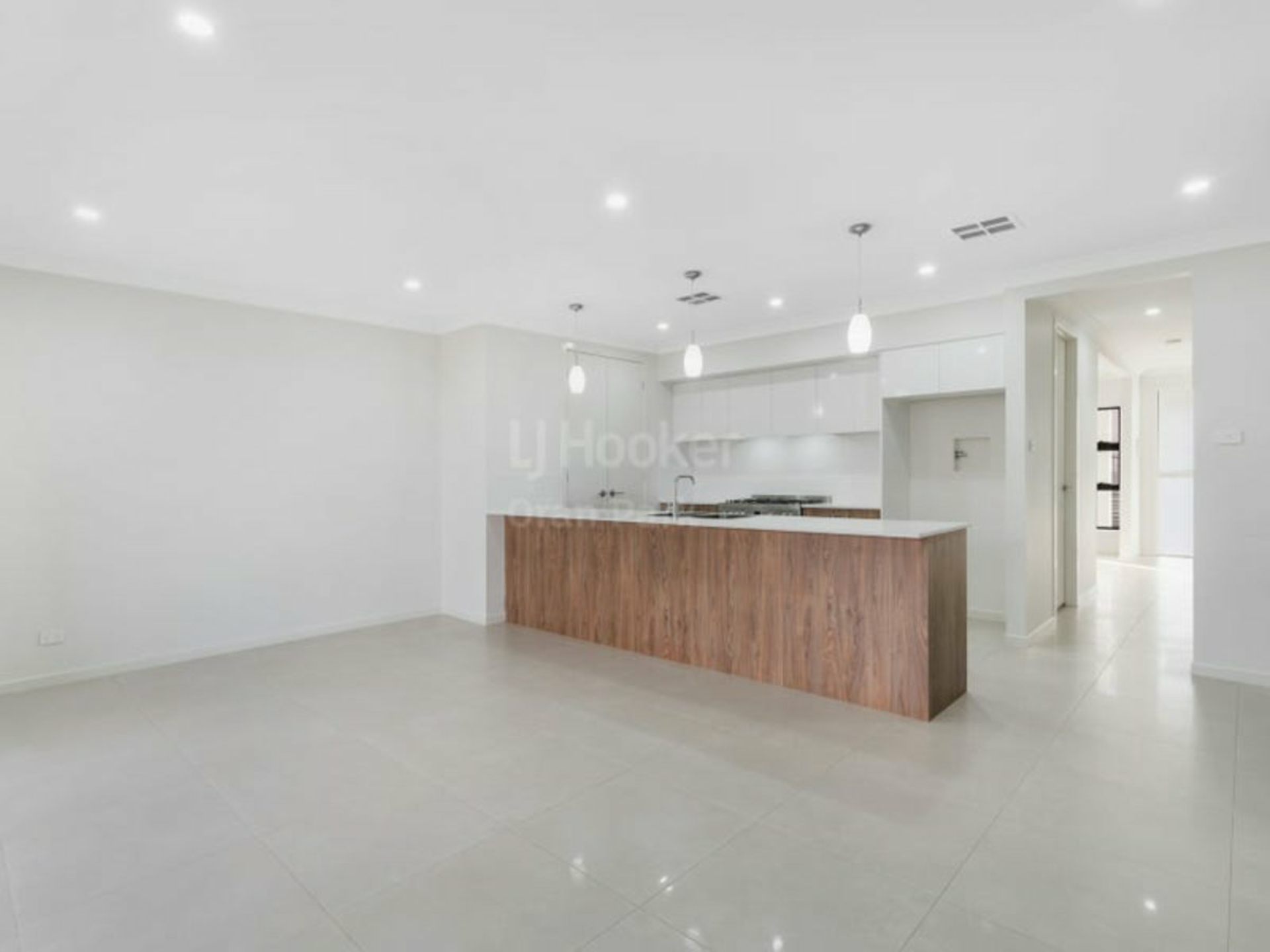 26 Podium Way, ORAN PARK