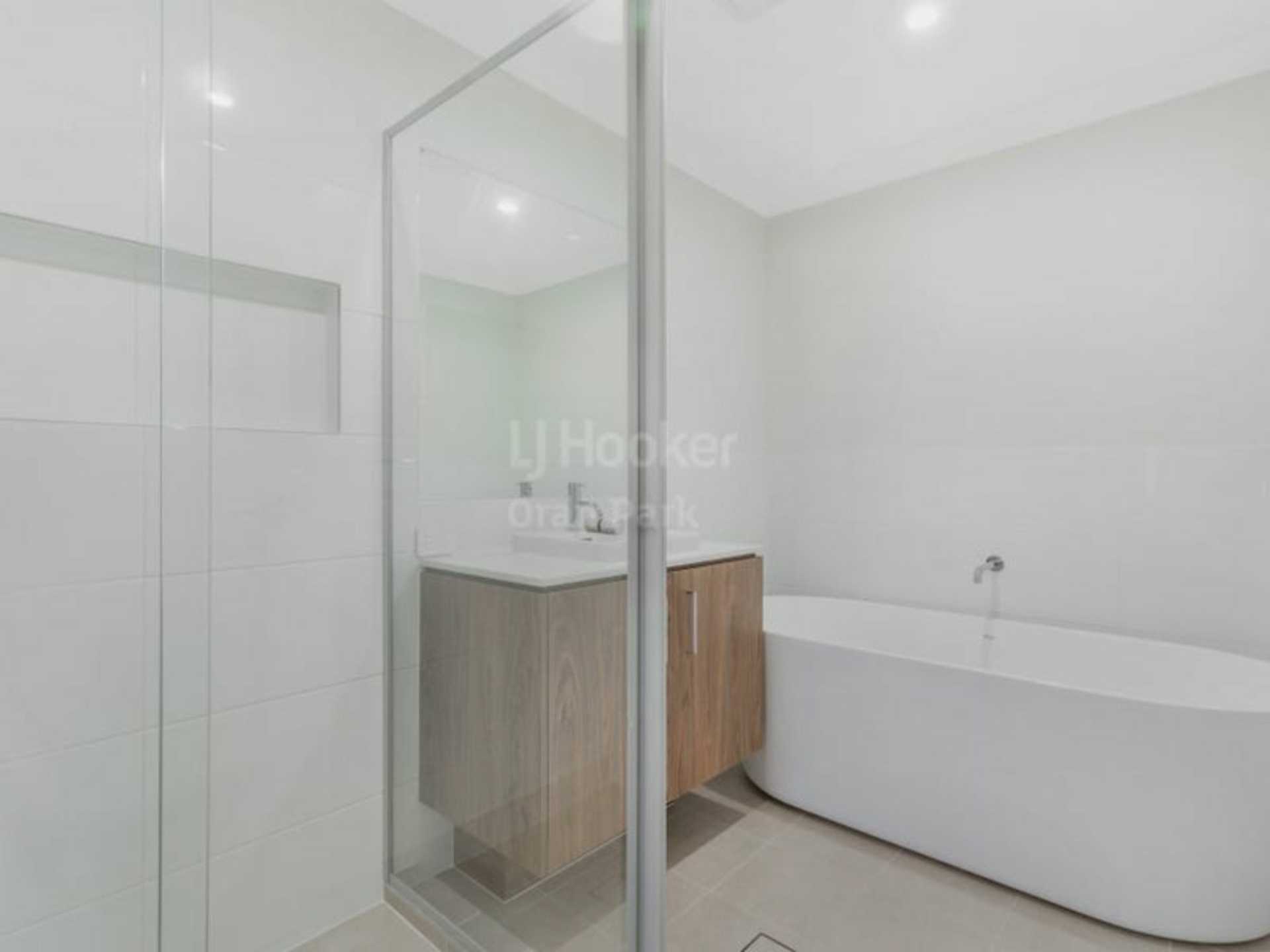 26 Podium Way, ORAN PARK