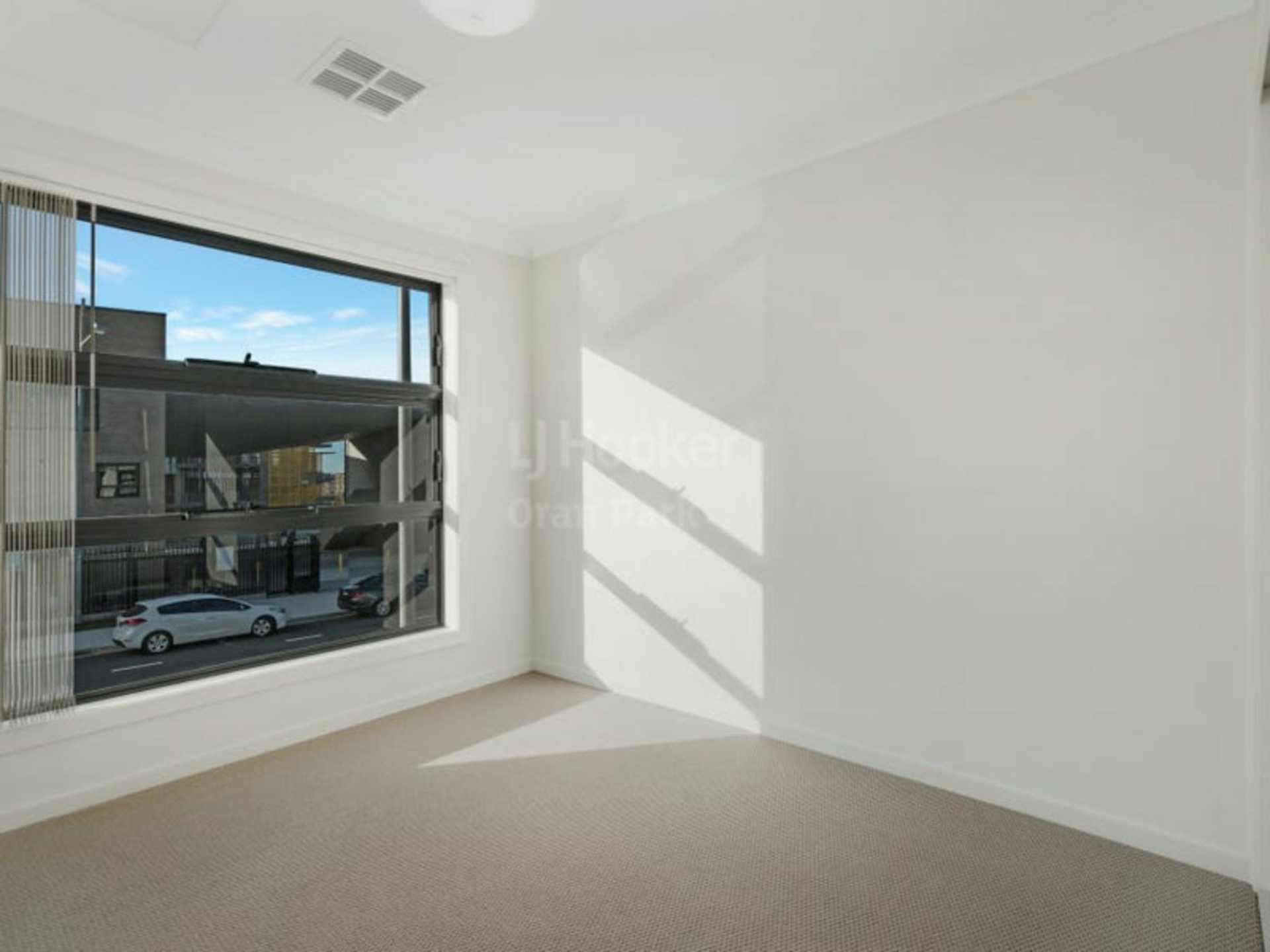 26 Podium Way, ORAN PARK