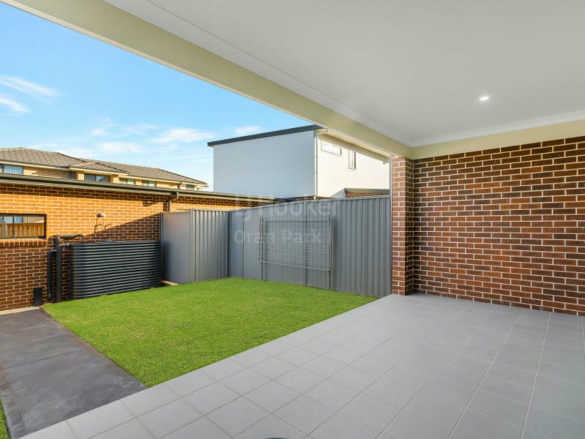 26 Podium Way, ORAN PARK