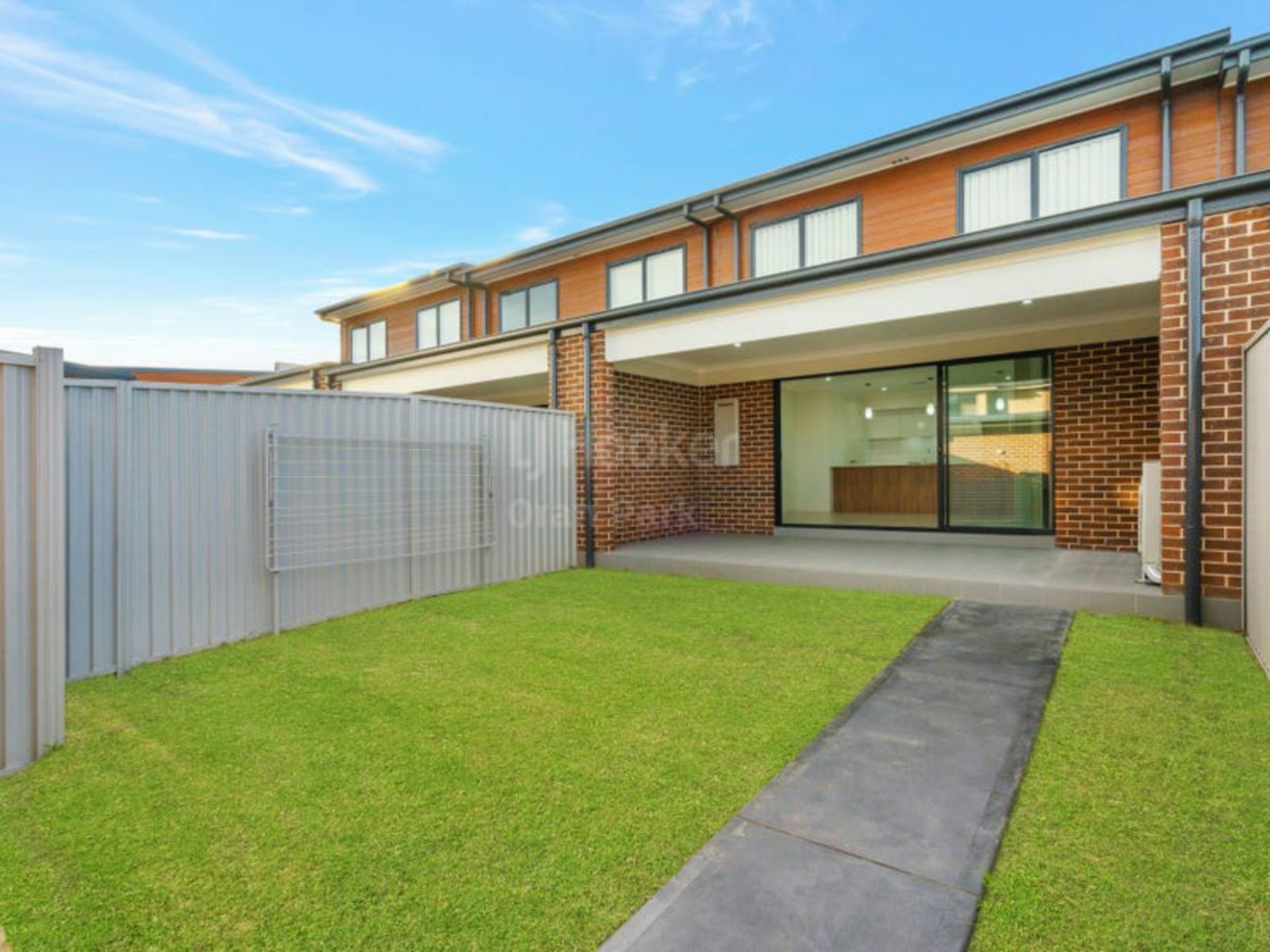 26 Podium Way, ORAN PARK