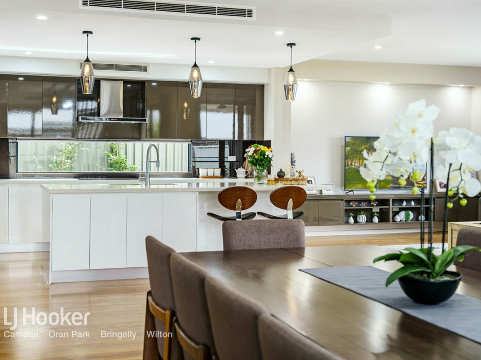 4 Cryptandra Street, DENHAM COURT