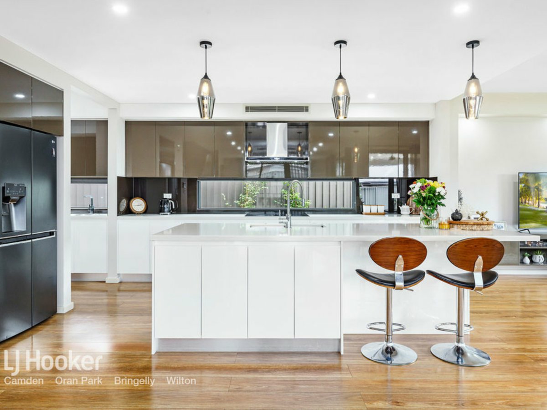 4 Cryptandra Street, DENHAM COURT