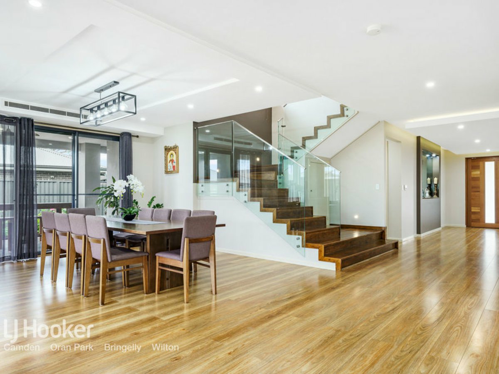 4 Cryptandra Street, DENHAM COURT