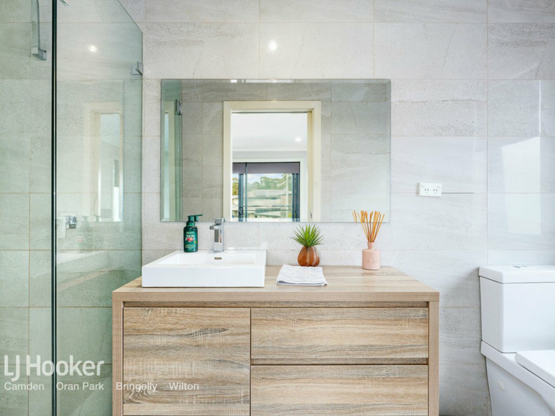 4 Cryptandra Street, DENHAM COURT