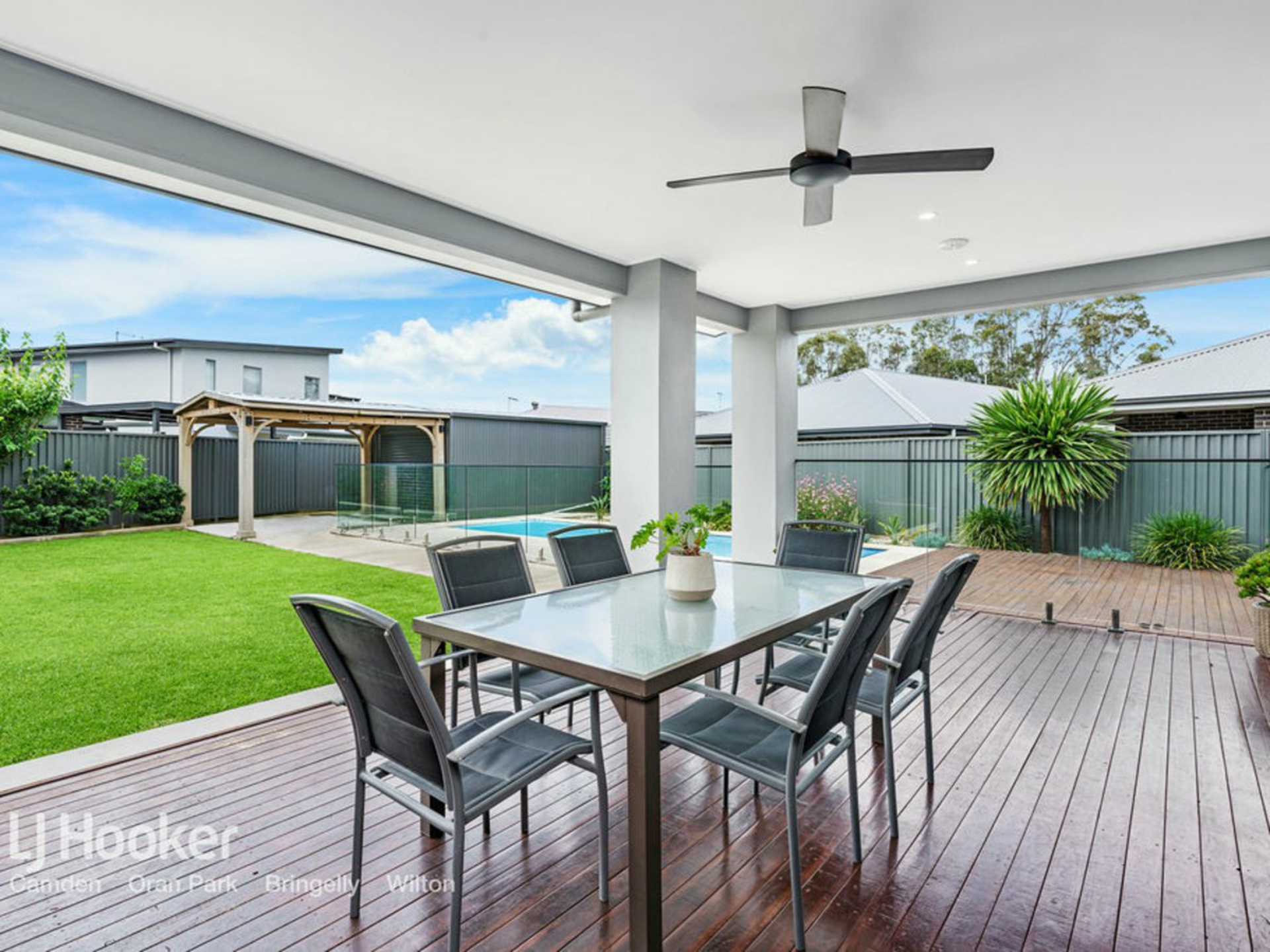 4 Cryptandra Street, DENHAM COURT