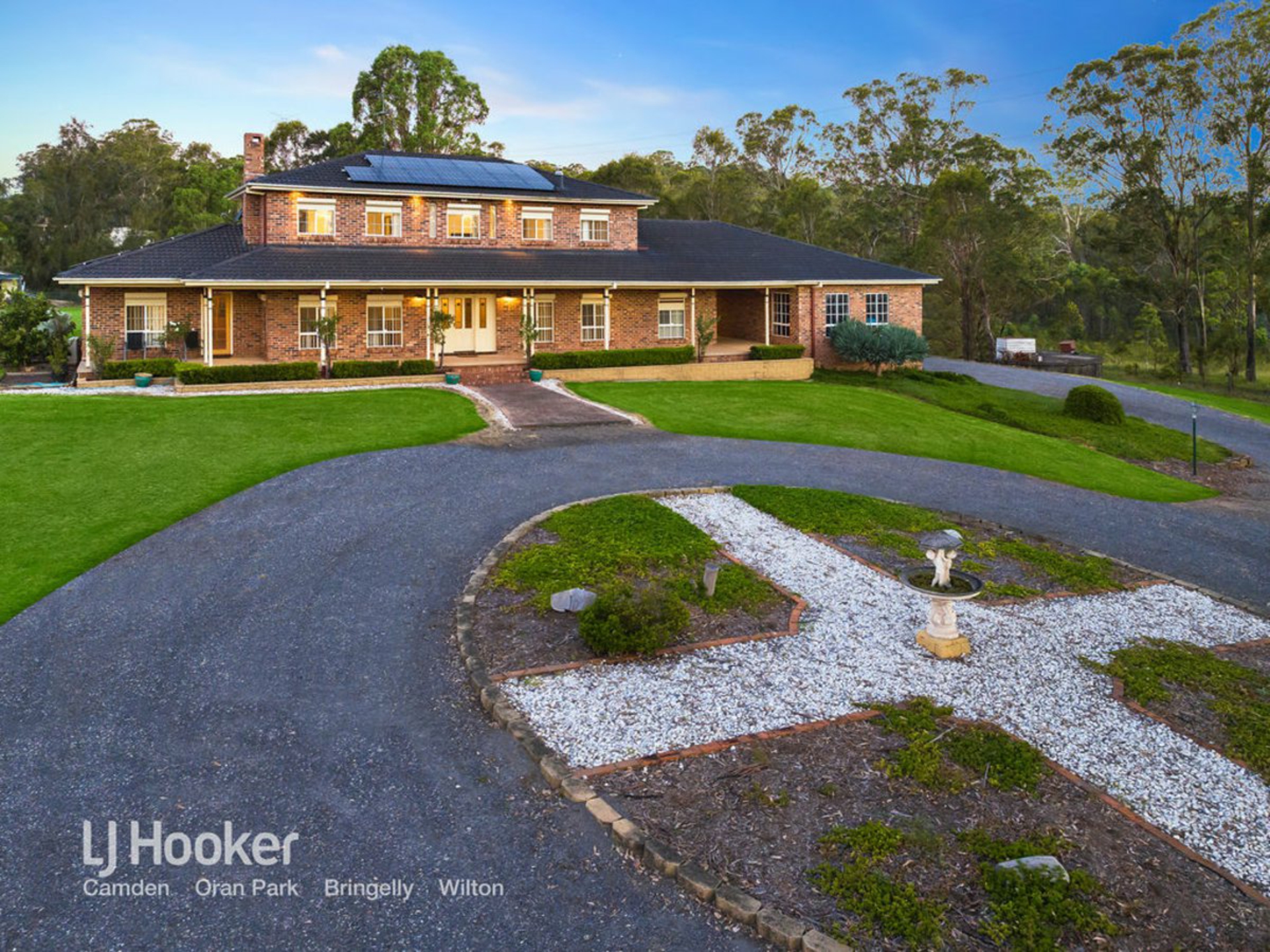 34 Colonel Pye Drive, COBBITTY
