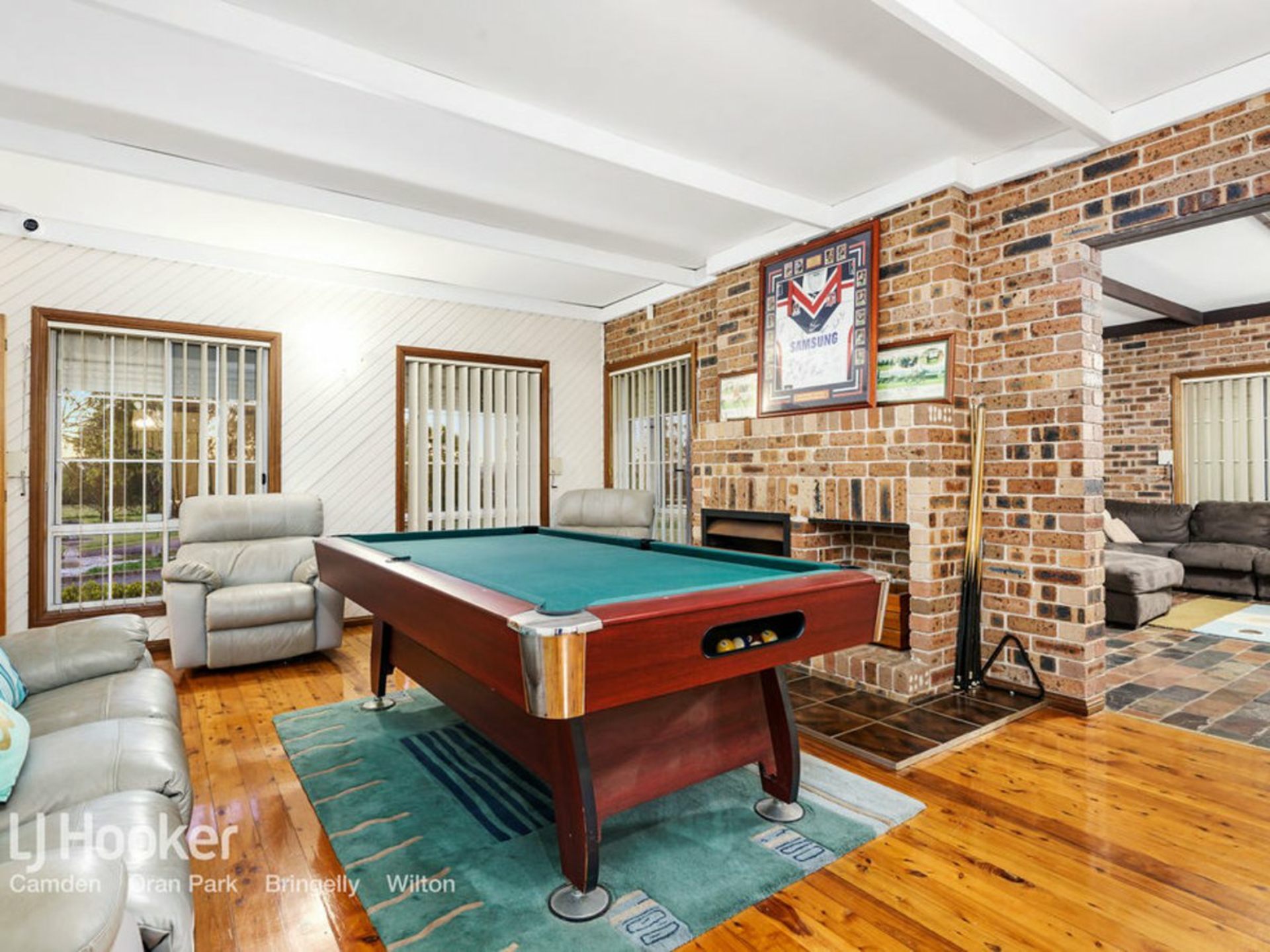 34 Colonel Pye Drive, COBBITTY