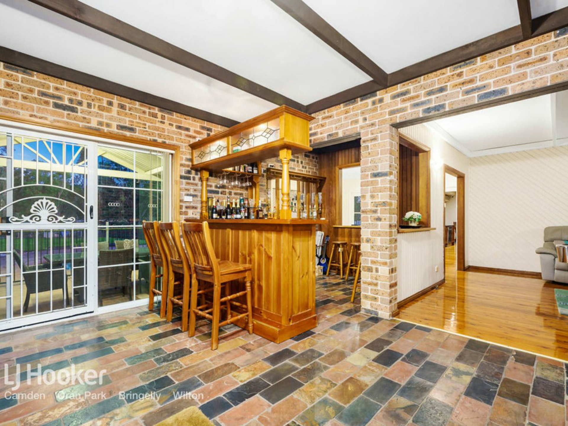 34 Colonel Pye Drive, COBBITTY