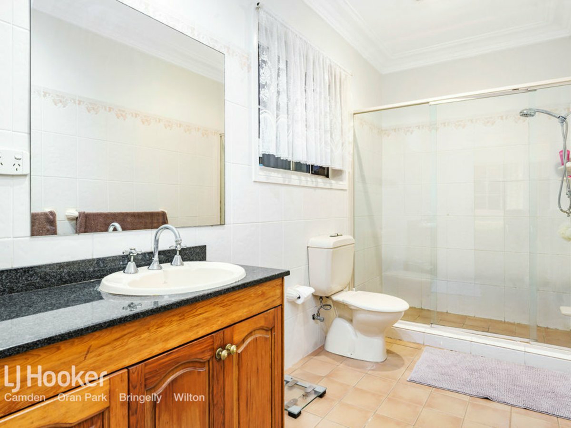 34 Colonel Pye Drive, COBBITTY
