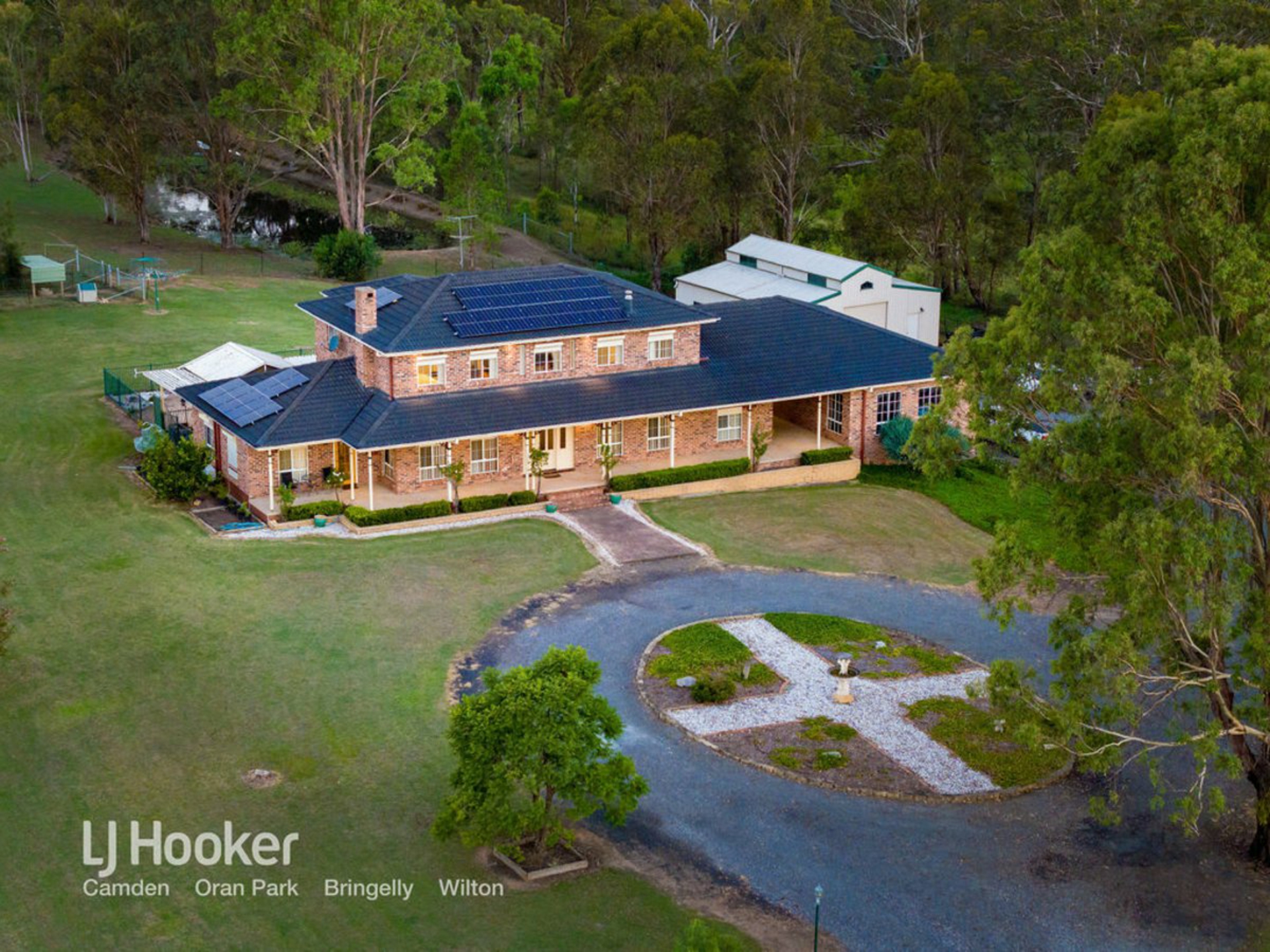 34 Colonel Pye Drive, COBBITTY