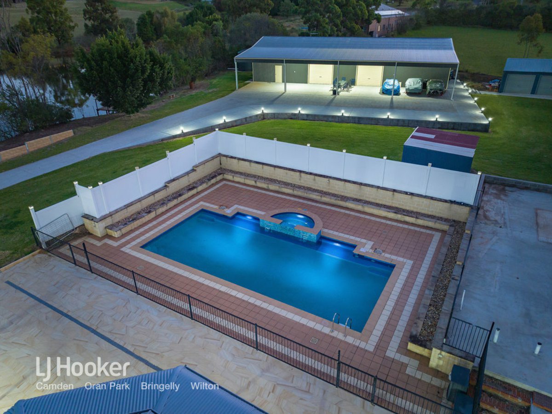 115 Huntingdale Drive, DENHAM COURT