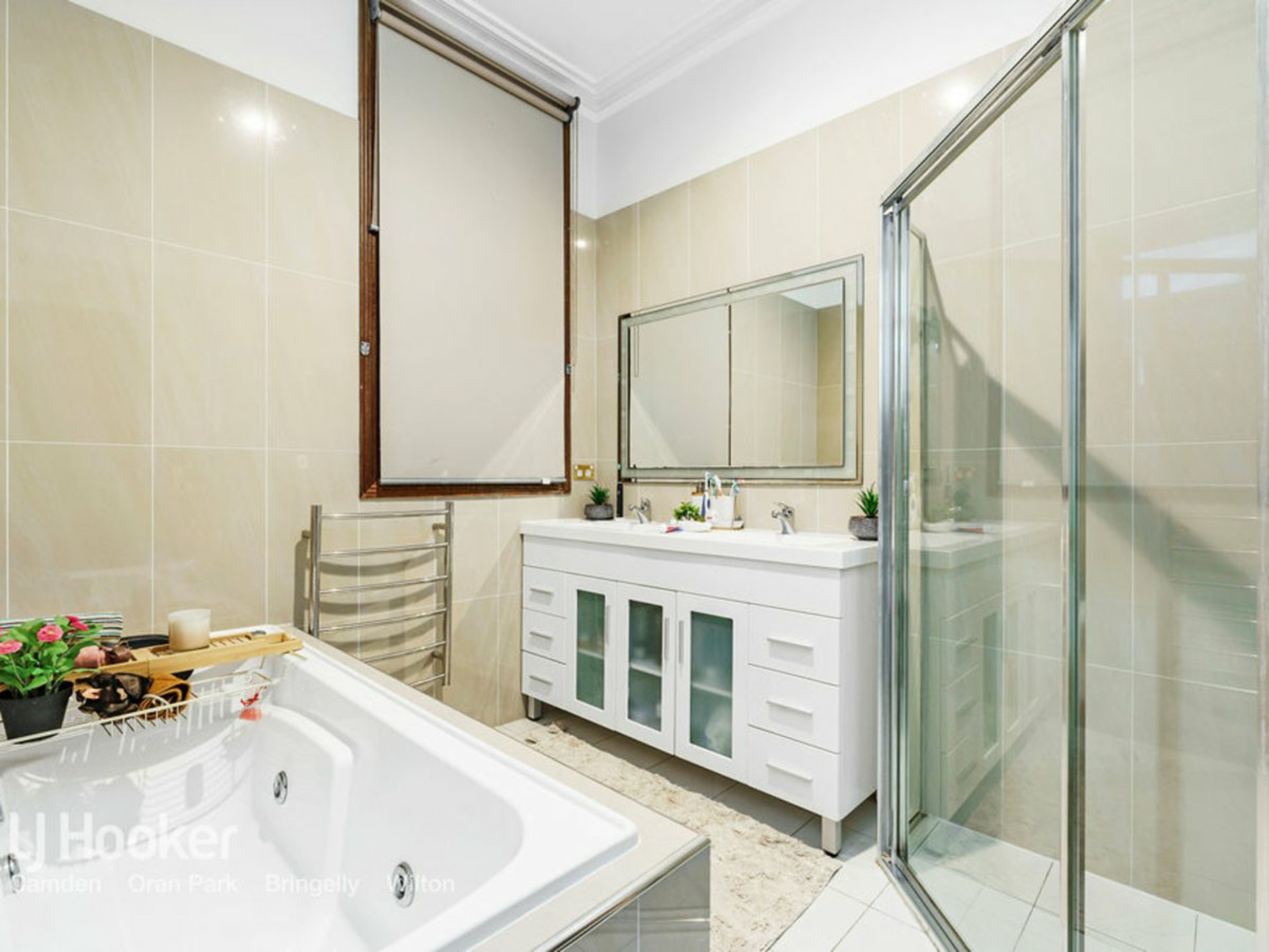 115 Huntingdale Drive, DENHAM COURT