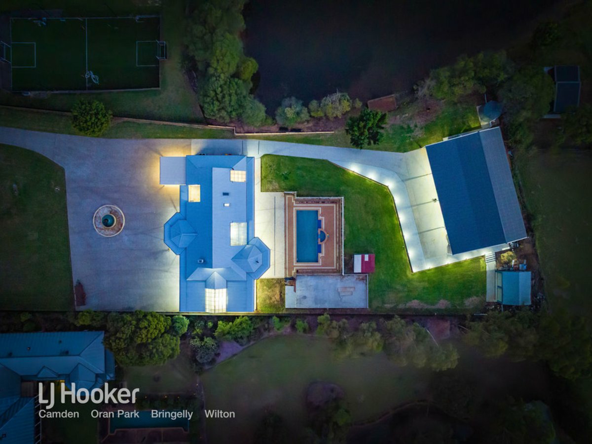 115 Huntingdale Drive, DENHAM COURT