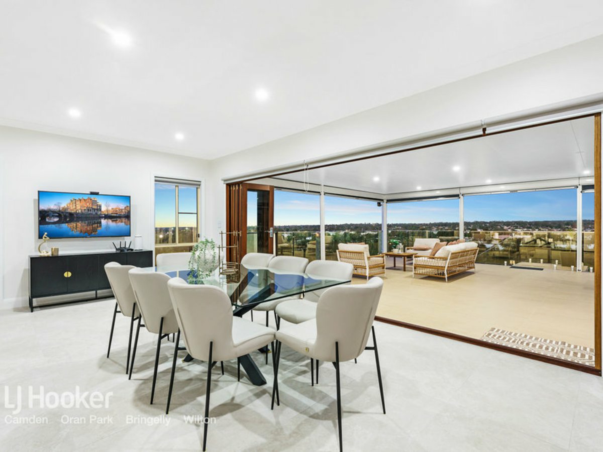 9 Gowan Place, DENHAM COURT