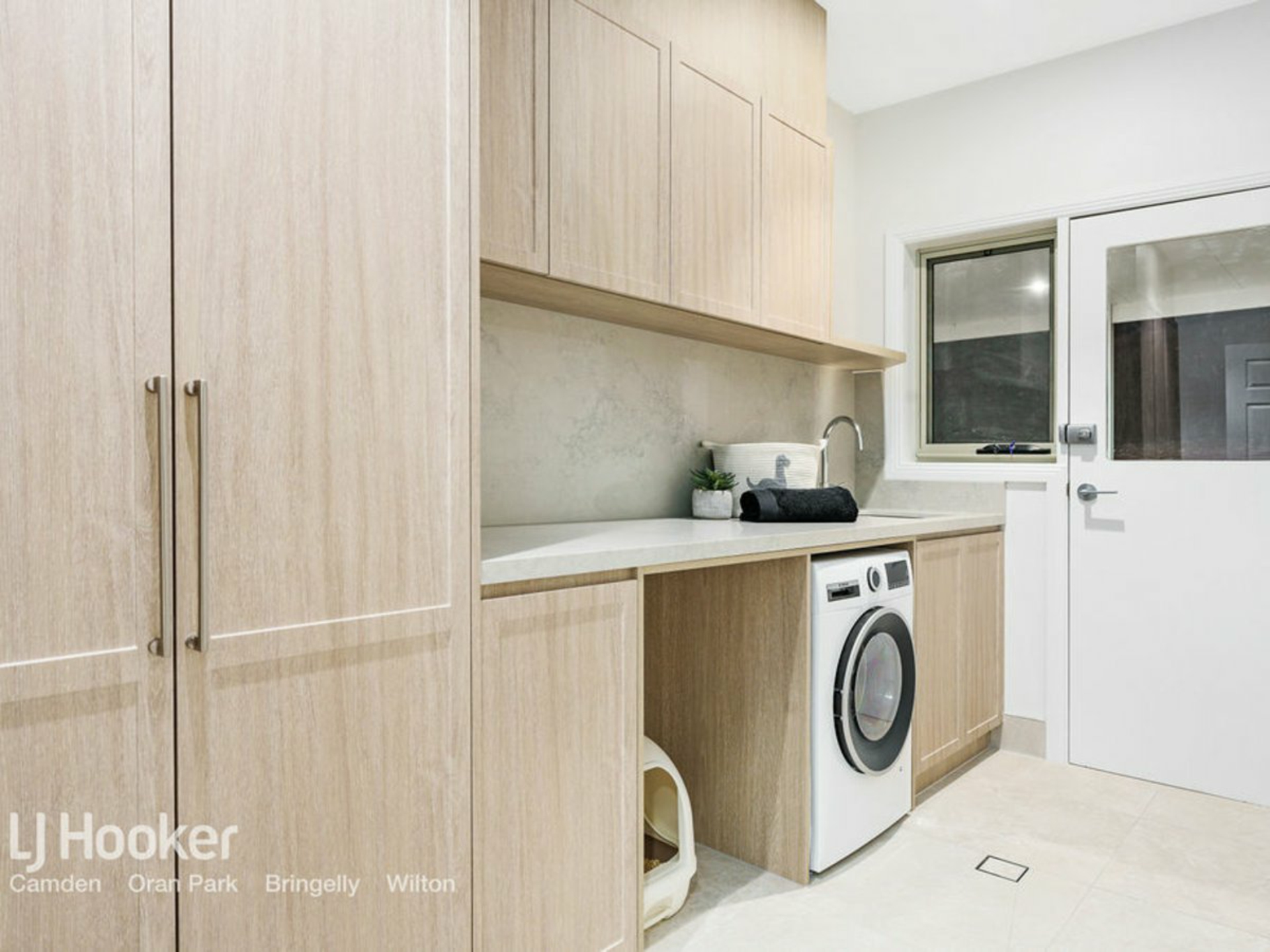 9 Gowan Place, DENHAM COURT