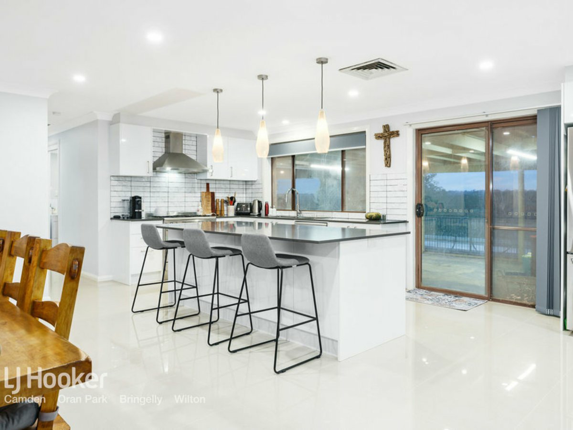180 McKee Road, THERESA PARK