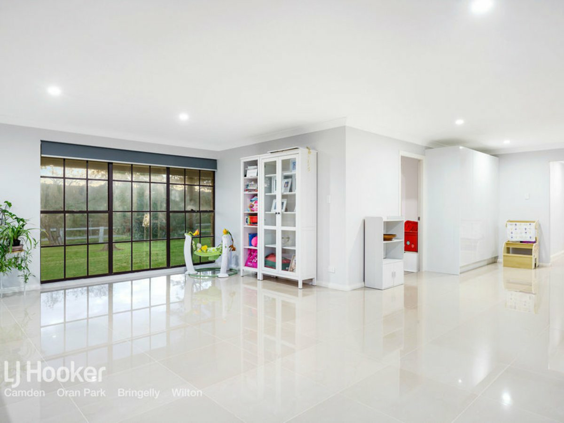 180 McKee Road, THERESA PARK