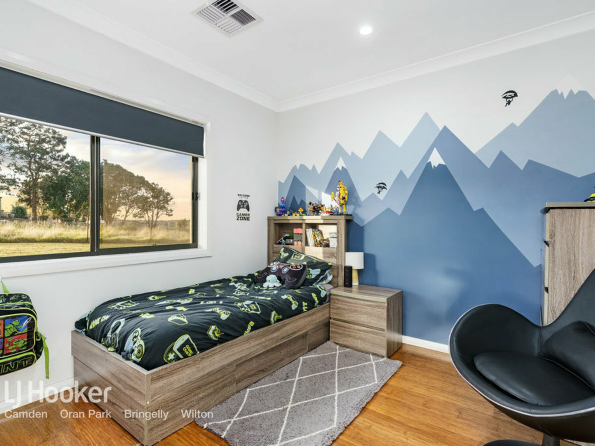 180 McKee Road, THERESA PARK