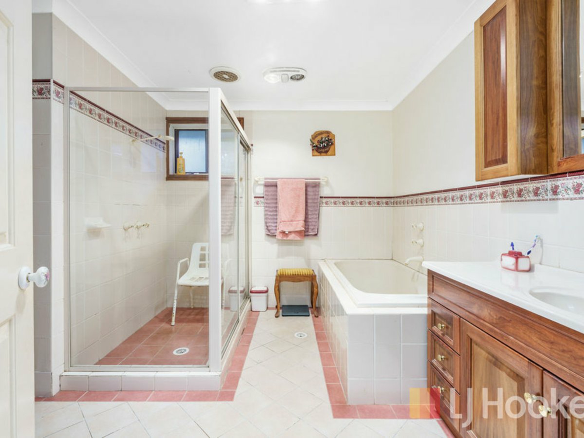 240 Avoca Road, SILVERDALE