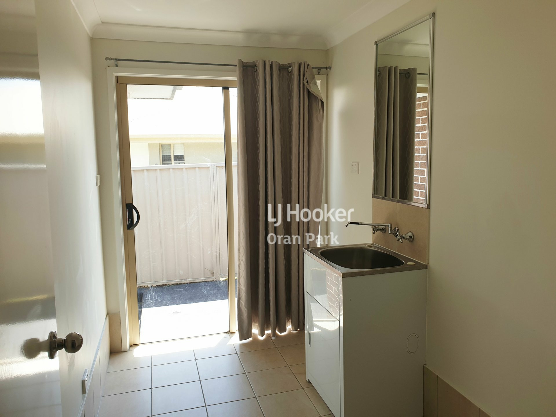 16 Ashby Street, ORAN PARK
