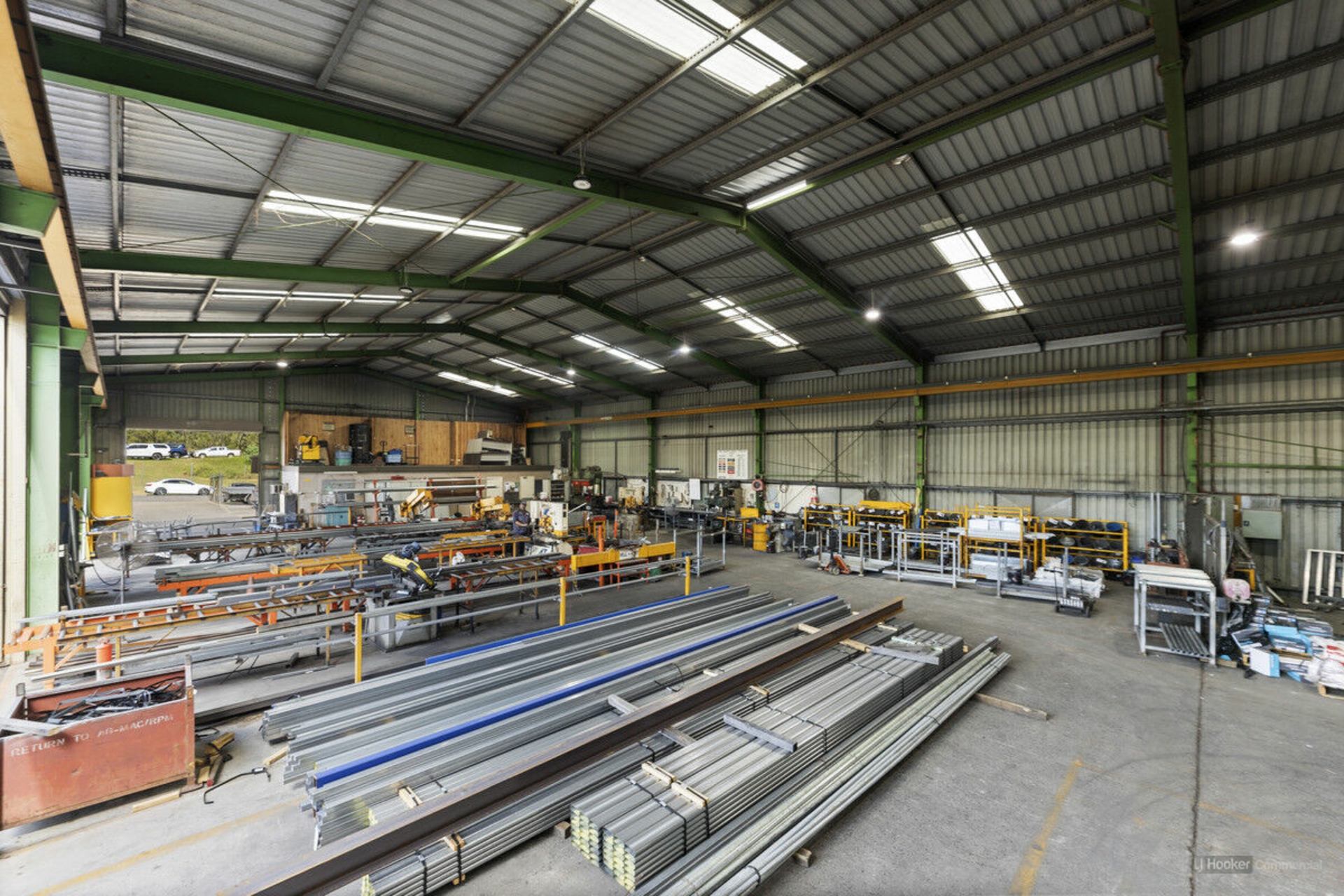 3 Industrial Road, GATTON