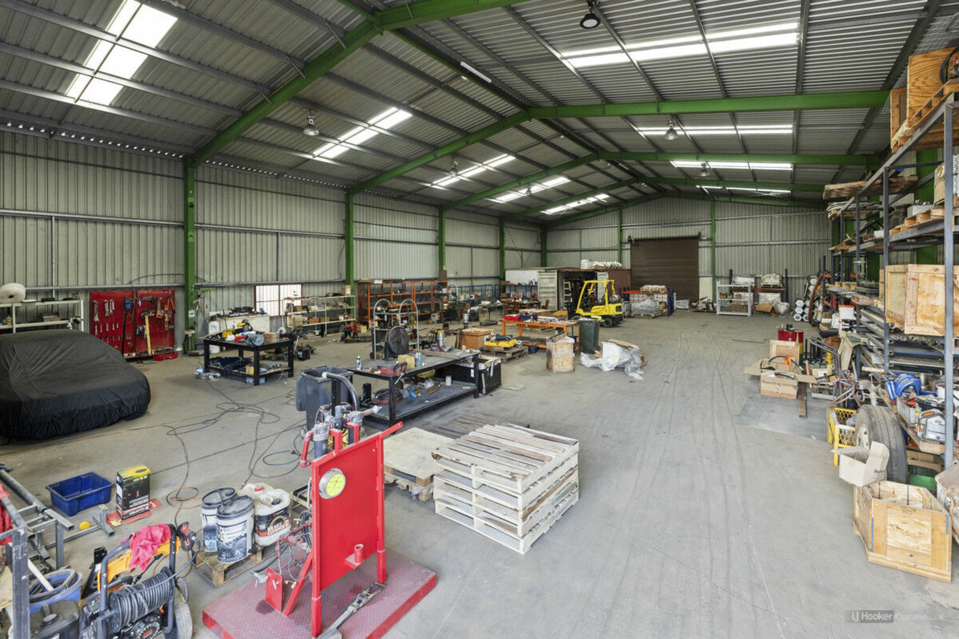 3 Industrial Road, GATTON