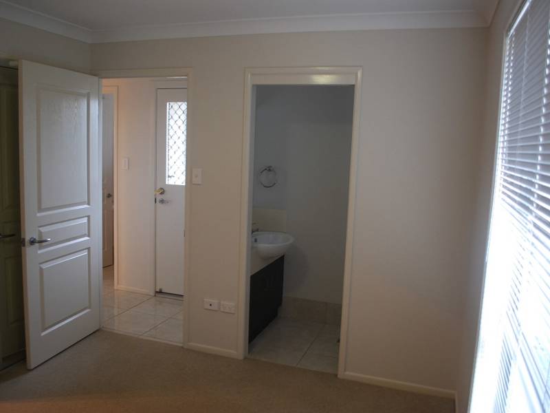 2/14 Sunning Street, KEARNEYS SPRING