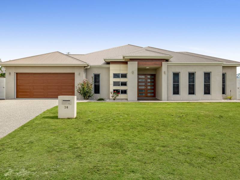 38 Gwenda Drive, Westbrook