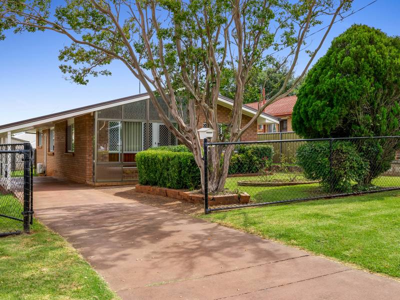 1B Atkinson Street, South Toowoomba