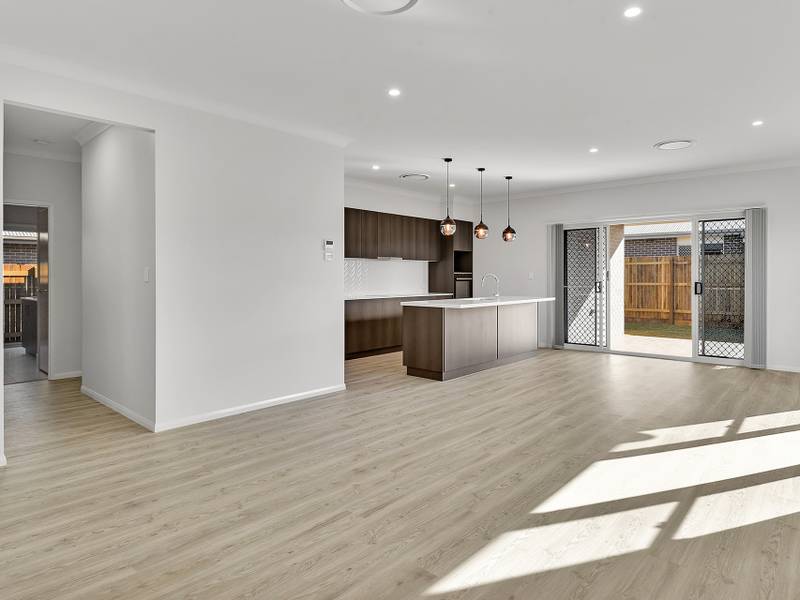 7 Pilgrim Street, MIDDLE RIDGE
