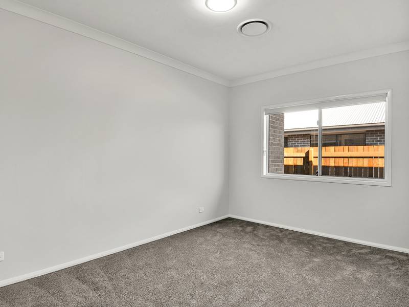 7 Pilgrim Street, MIDDLE RIDGE