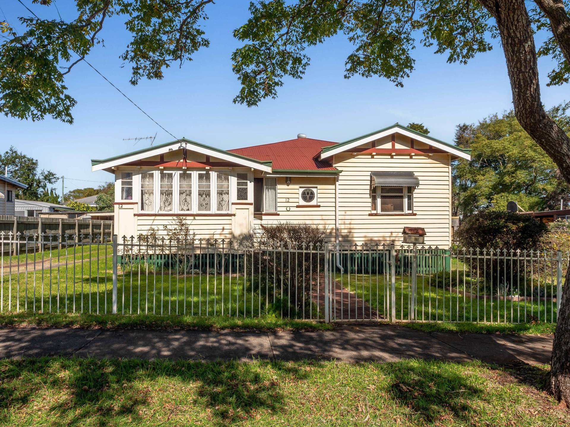 12 Chamberlain Street, North Toowoomba