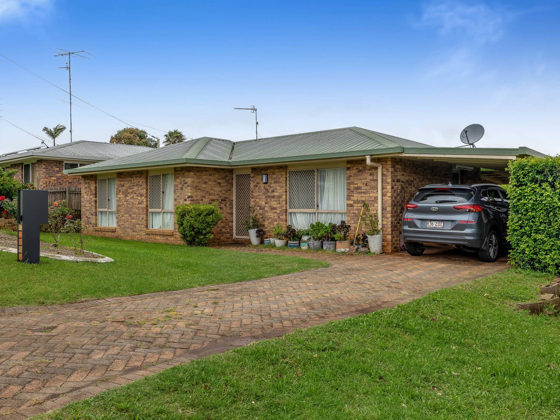 38 Brigalow Street Newtown QLD