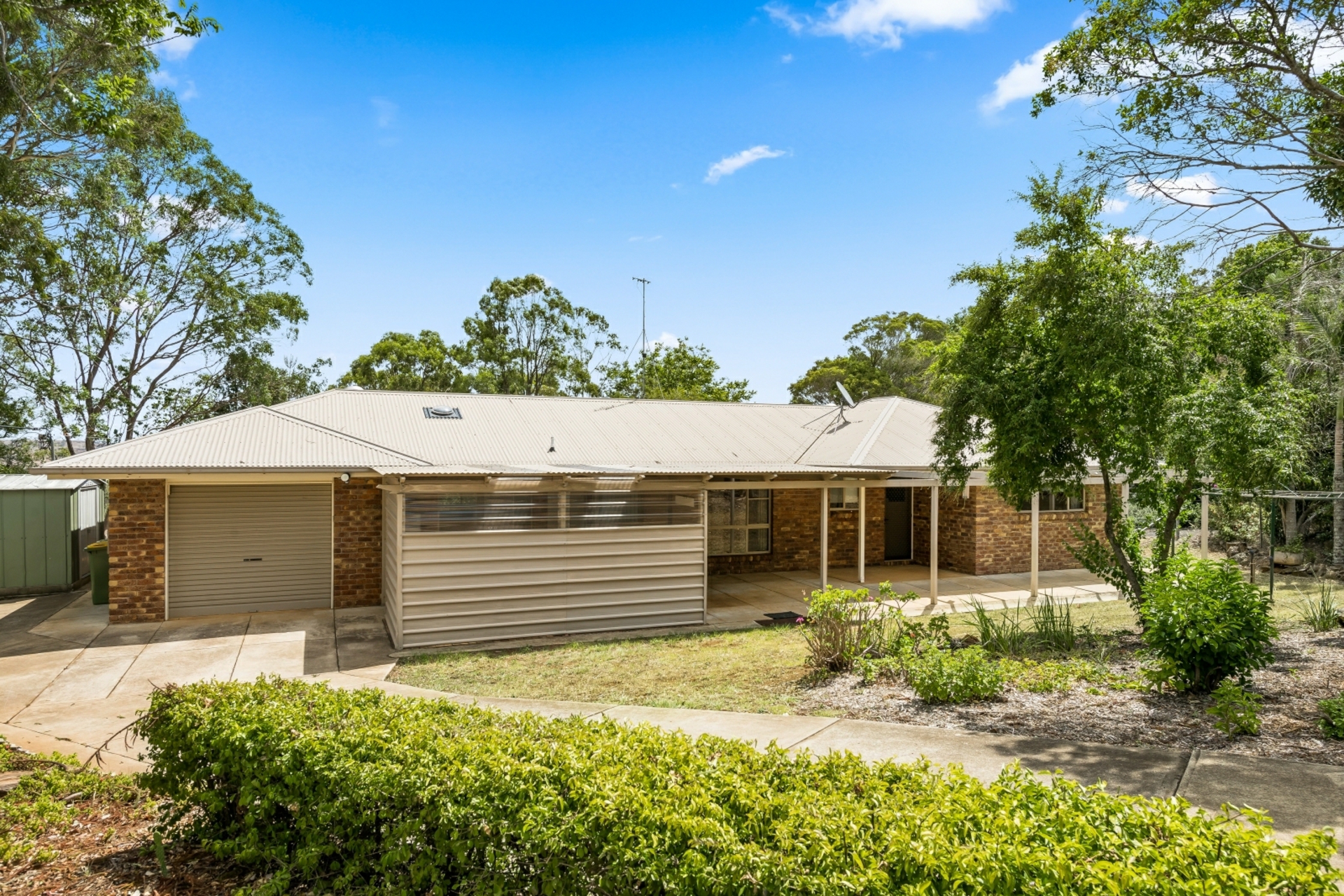 12454 New England Highway, Top Camp