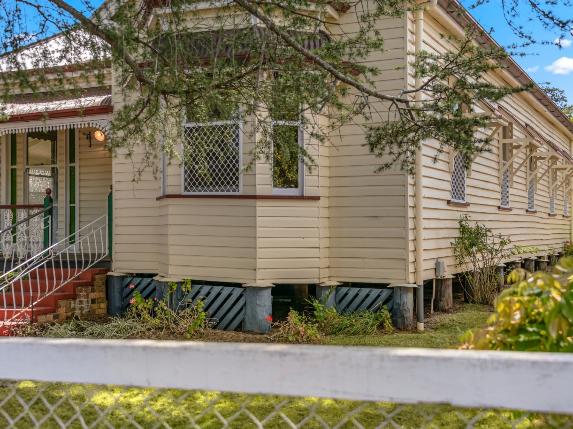 7 Stirling Street, EAST TOOWOOMBA