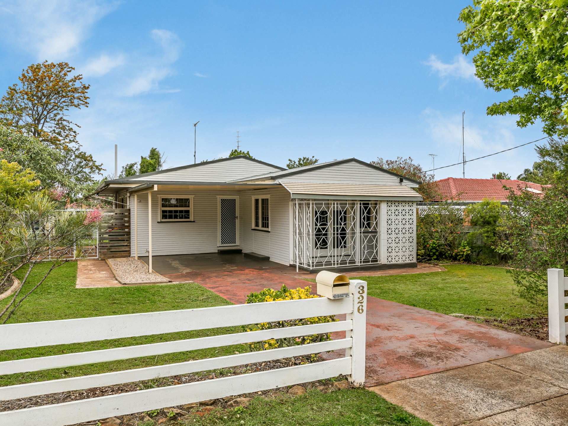 326 Alderley Street Kearneys Spring QLD