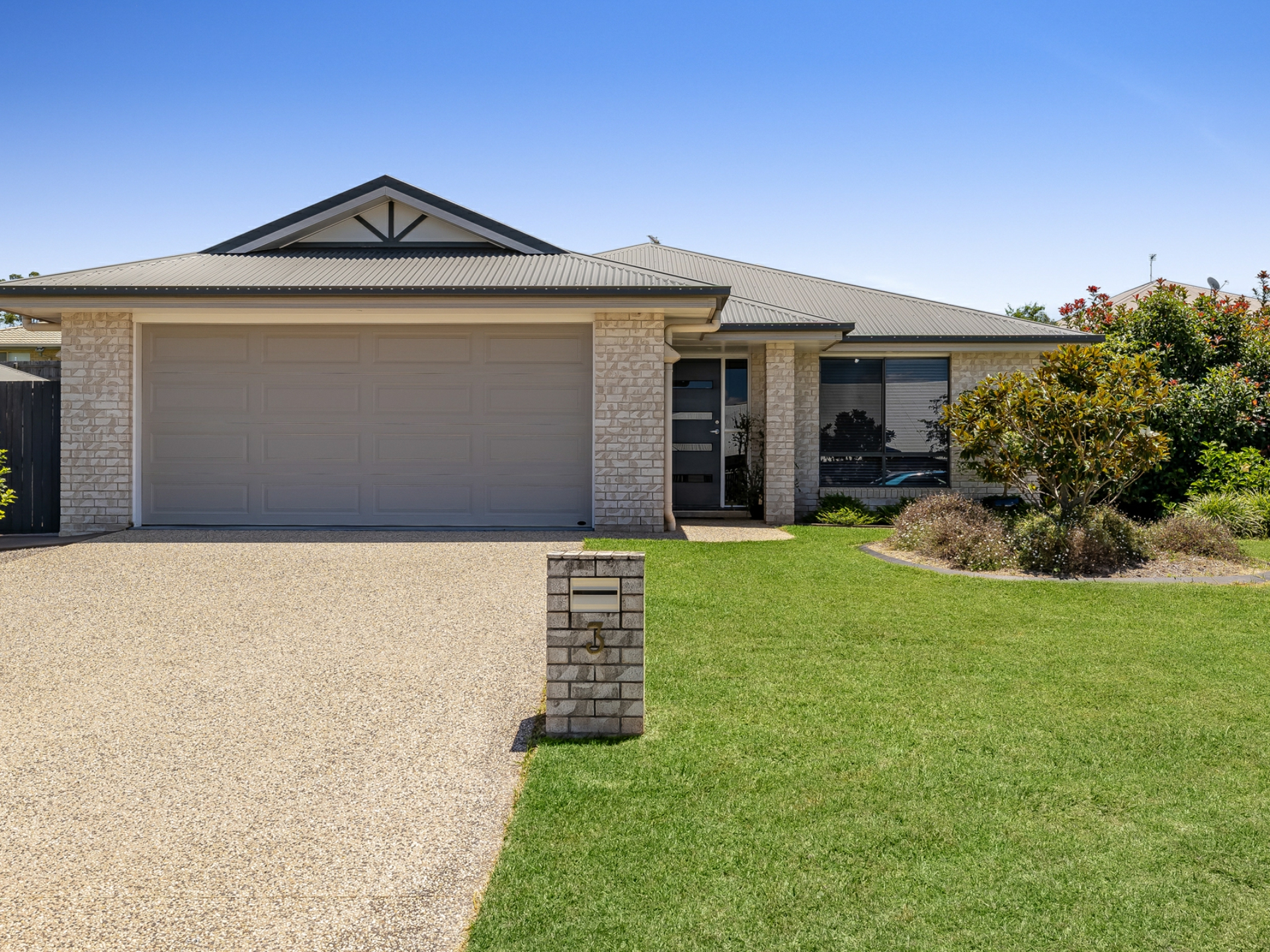 3 Gaudron Close Wilsonton Heights QLD