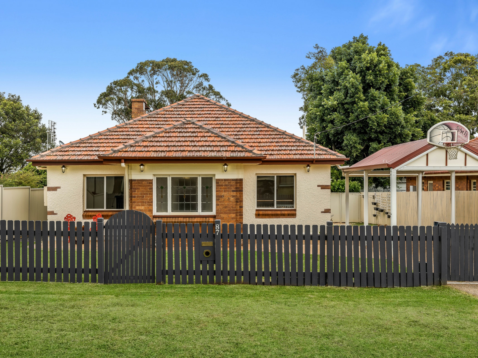 87 Phillip Street, South Toowoomba