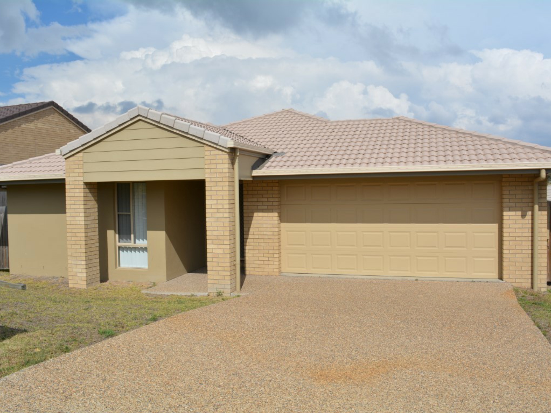 12 Cooranga Street, Glenvale